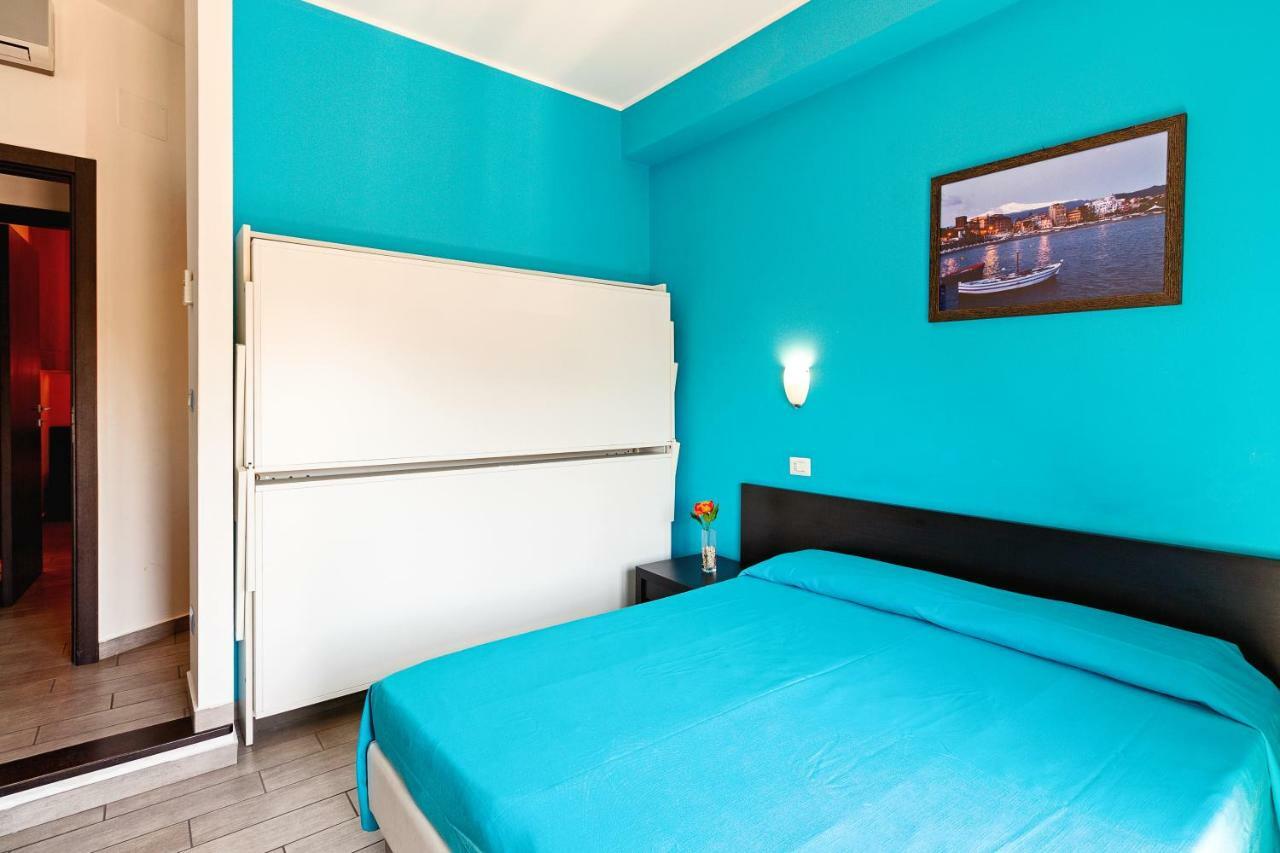 Seaview Terrace Sunny Apartment จีอาร์ดีนี นักซอส ภายนอก รูปภาพ