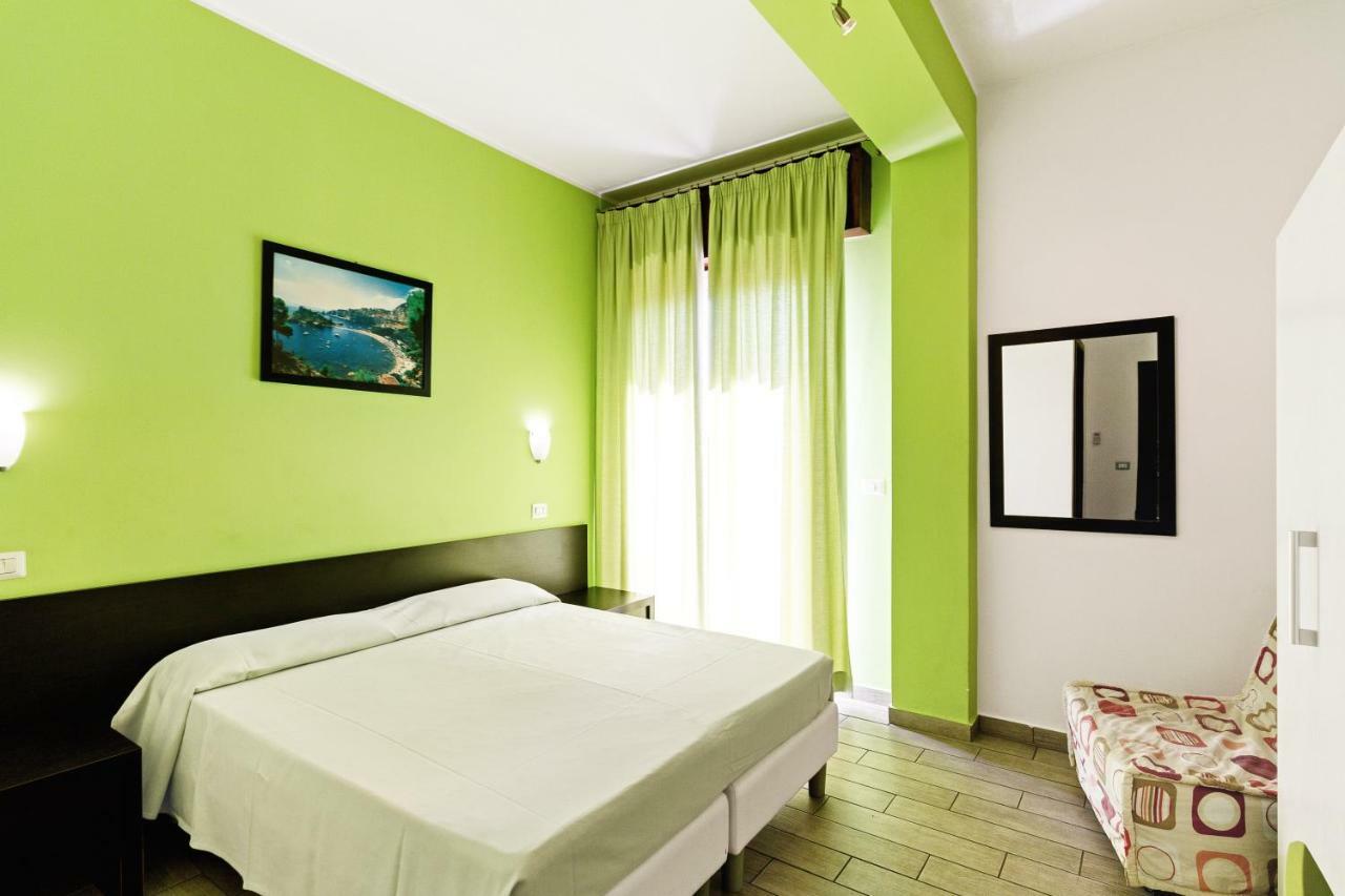 Seaview Terrace Sunny Apartment จีอาร์ดีนี นักซอส ภายนอก รูปภาพ