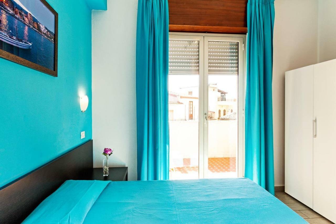 Seaview Terrace Sunny Apartment จีอาร์ดีนี นักซอส ภายนอก รูปภาพ